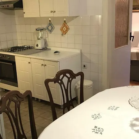 Duje Apartment